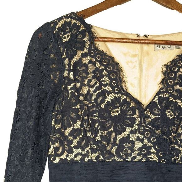 Eliza J Lace V-Neck Bodice Empire Waist Dress Navy Knee Length Pockets 4P Formal - Picture 3 of 9